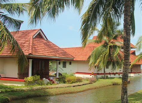 Aquaserene Hotel Kollam | Best Lake Resort in Kollam - IHPL