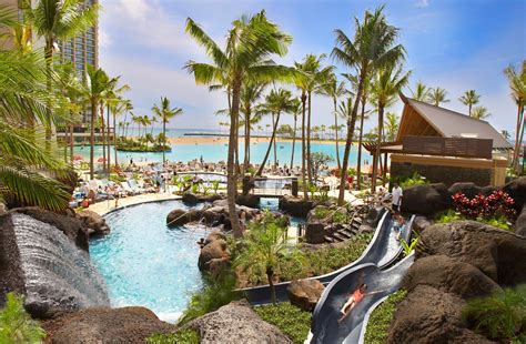 Best Oahu Resorts for Families | Hilton hawaiian village, Hilton ...