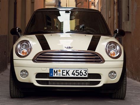 MINI Cooper D (2008) - HD Picture 6 of 9 - #615 - 1024x768