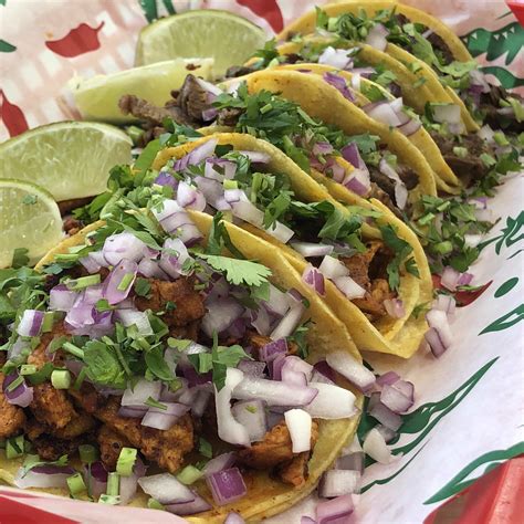 Al Pastor and Fajita Beef Mexican Street Tacos : tacos