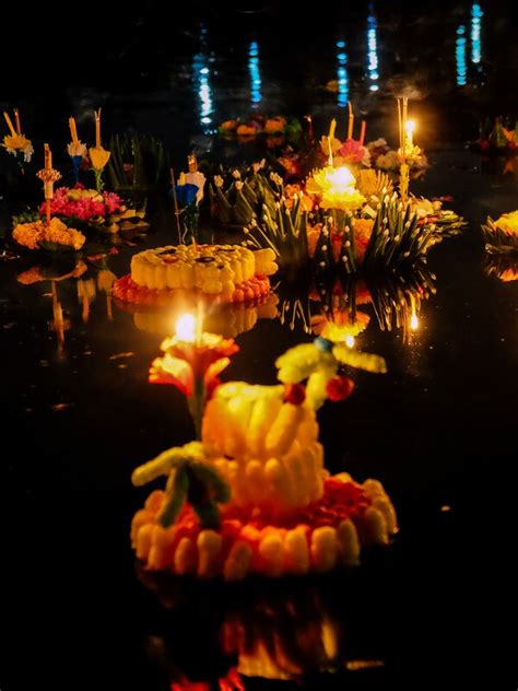 A Guide to Thailand Lantern Festivals 2022: Yi Peng & Loy Krathong