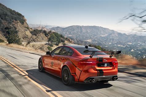 Jaguar XE SV Project 8: A Star is Born - AUTOMOTIVE RHYTHMS