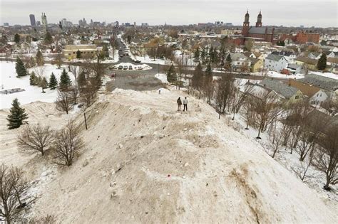 First US winter storm of 2023 brings snow, sleet and tornado threat | The Straits Times