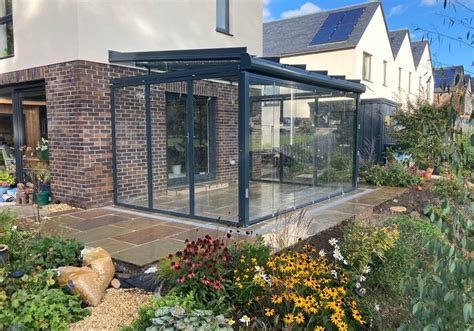 Glass extensions – Connecting the home to the outdoors | KBSA