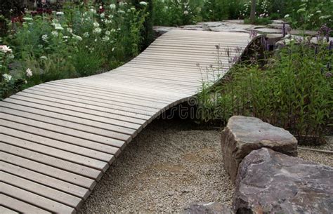 Small Ornamental Garden Bridge Stock Photo - Image of material, planning: 21069666