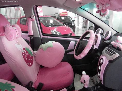 Sweet Jesus What is That? The Hello Kitty Car in China | Pink car ...