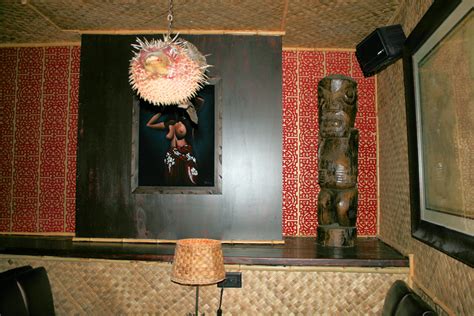 Tiki Bar | Locations Unlimited Inc.