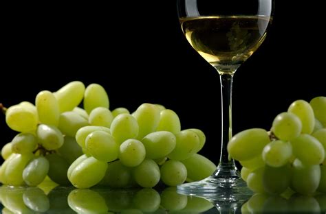 Chardonnay Grape Varietal | Wine Geographic