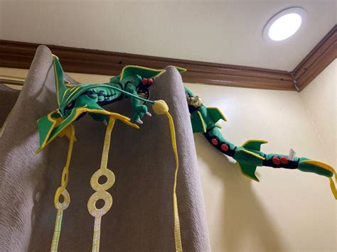 Mega Rayquaza Pokemon Center (Articulated Plush) Pokemon Plush, Hobbies ...