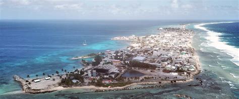 Liveaboard Diving in Kwajalein