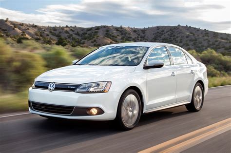 Volkswagen Discontinues Jetta Hybrid as Brand Lineup Gets Leaner