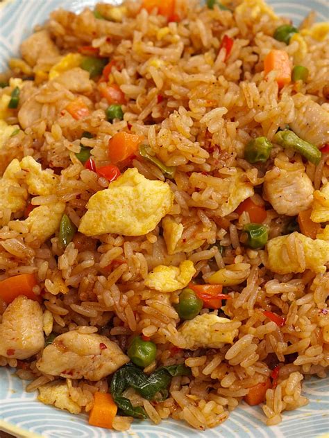 Spicy Chicken Fried Rice - Khin's Kitchen | Easy Fried Rice Reicpe