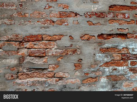 Old Brick Wall Cracks Image & Photo (Free Trial) | Bigstock