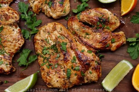 Grilled chicken a la plancha with avocado salsa – Laylita’s Recipes