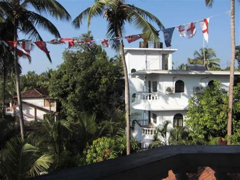 THE RED LION - Hotel Reviews (Goa/Calangute)