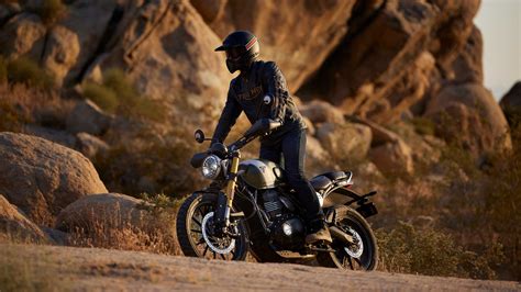 Scrambler 400 X Accessories | For the Ride