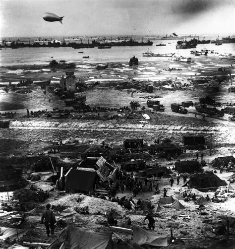 D-Day and the Omaha Beach landings • Robert Capa • Magnum Photos