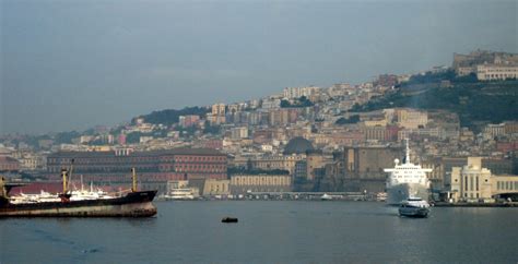 Port of Naples - Wikipedia