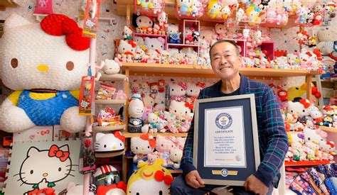 Meet Masao Gunji, the Man With the Largest Hello Kitty Collection in ...