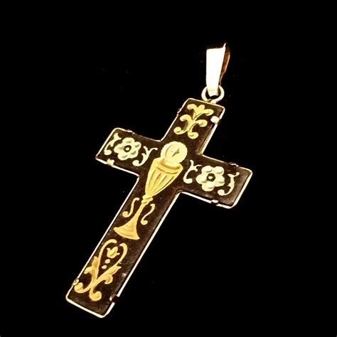 Pendant Cross with Holy Eucharist : The Vintage Catholic | Ruby Lane