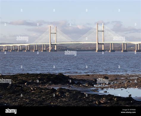 Severn crossing bridge severn estuary hi-res stock photography and images - Alamy