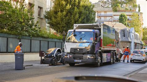 Renault Trucks between the evolution of T, C and K range and electric vehicle deliveries