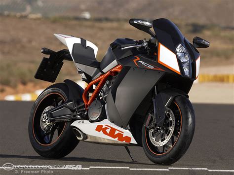 KTM RC8 very comfortable riding