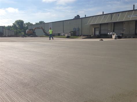 NTA GRAPHICS PARKING LOT CONCRETE PAVING - Dunn Building Company