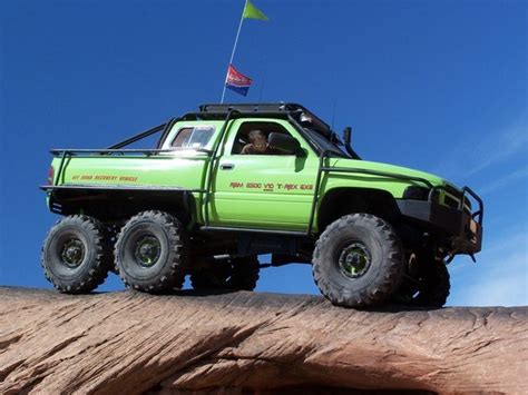 DODGE SUV: 1995 Dodge Ram 2500/6500 6x6