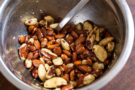 Oven roasted nuts – the perfect snack! | Liesel at Home