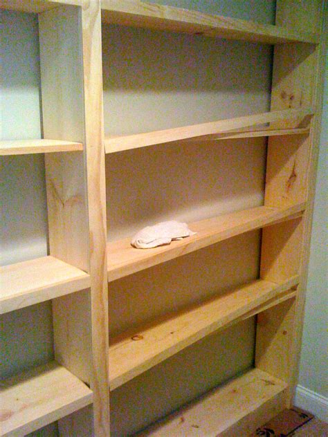 Deux Maison: Inspired to build! DIY Built-in Bookcase!