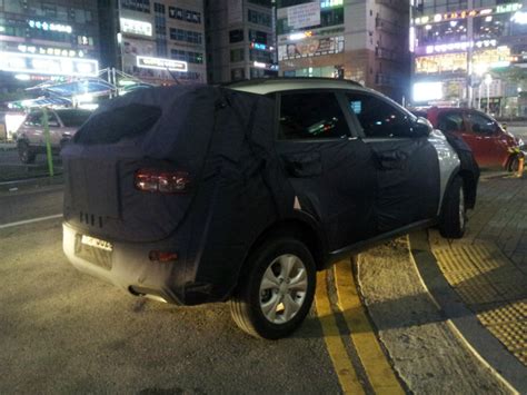 Scooped: Mysterious Kia Mini SUV Caught in South Korea - Korean Car Blog