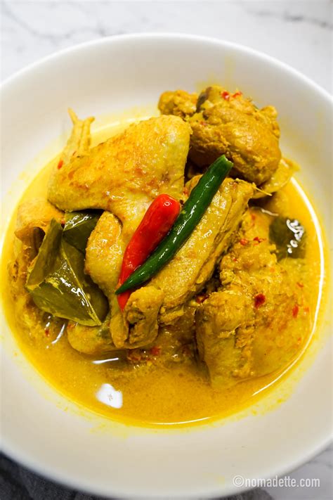 Ayam-Masak-Lemak-Cili-Padi - Nomadette