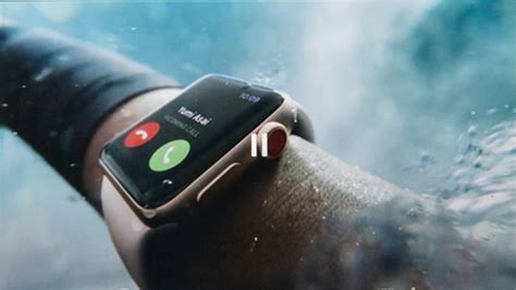 Can You Shower With Apple Watch? (Waterproof Guide) | Tech Devised