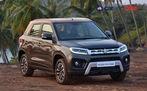 Maruti Suzuki Vitara Brezza Facelift Review - CarandBike