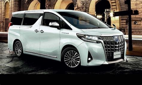 Toyota Alphard Hybrid Specifications Singapore | CarsBruh