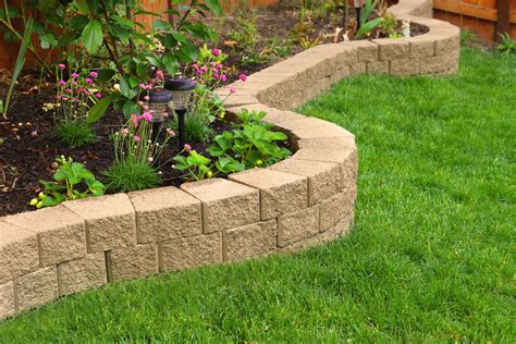 Garden Edging Ideas: Long Lasting Ideas for your Garden