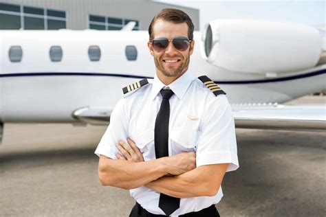 Everything about a pilot's salary and how much private jet pilots make | Private Jet Charter