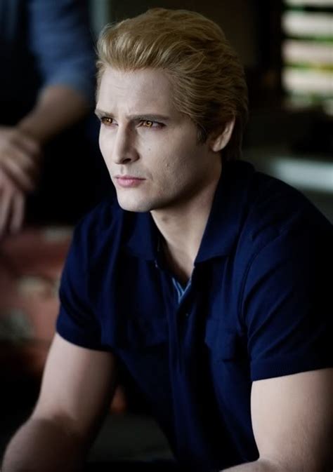 Carlisle Cullen - Twilight Saga RP Family