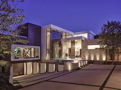 World of Architecture: Perfect Modern Mansion in Beverly Hills