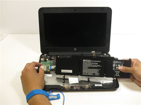 HP Chromebook 11 G4 Battery Replacement - iFixit Repair Guide