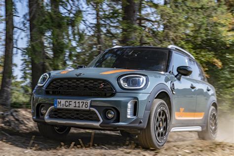 The Ultimate Off-Road MINI Is Here: The X-Raid Countryman - MotoringFile