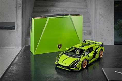 LEGO Technic launches Lamborghini Sián FKP 37 | Torque