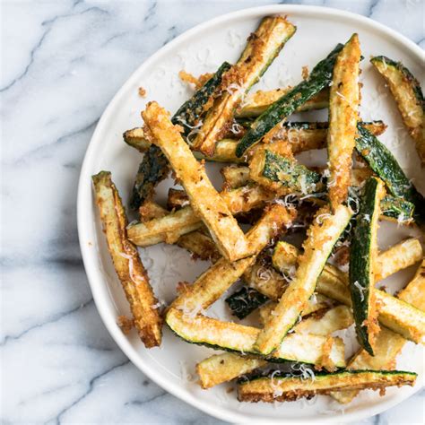 Parmesan Zucchini Fries - Recipe by Cooks and Kid