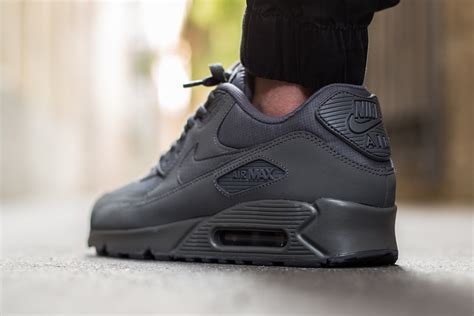 Nike Air Max 90 Essential Dark Grey - Sneaker Bar Detroit