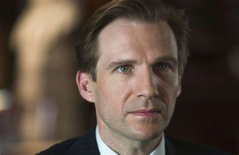 Ralph Fiennes - Biography, Height & Life Story | Super Stars Bio