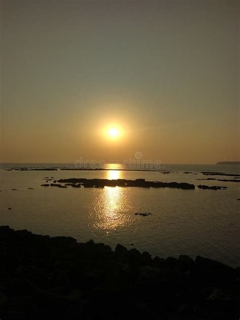 Evening Sunset at Marine Drive Mumbai Stock Photo - Image of marine, mumbai: 174007918