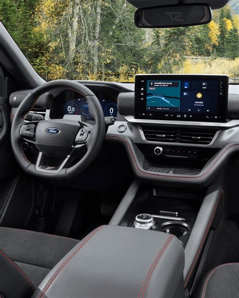 2025 Ford Maverick Gets Digitally Refreshed With Expedition and F-150 ...