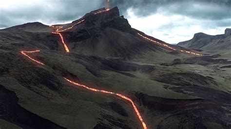 Create an Erupting Volcano Scene With After Effects - Lesterbanks