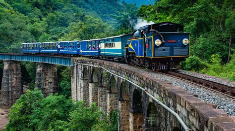 Ooty toy train, the queen of hills - South Zindagi